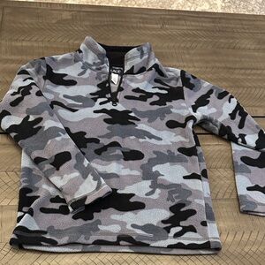 The Children's Place Black and Gray Camo Pullover Fleece 3/4 Zip